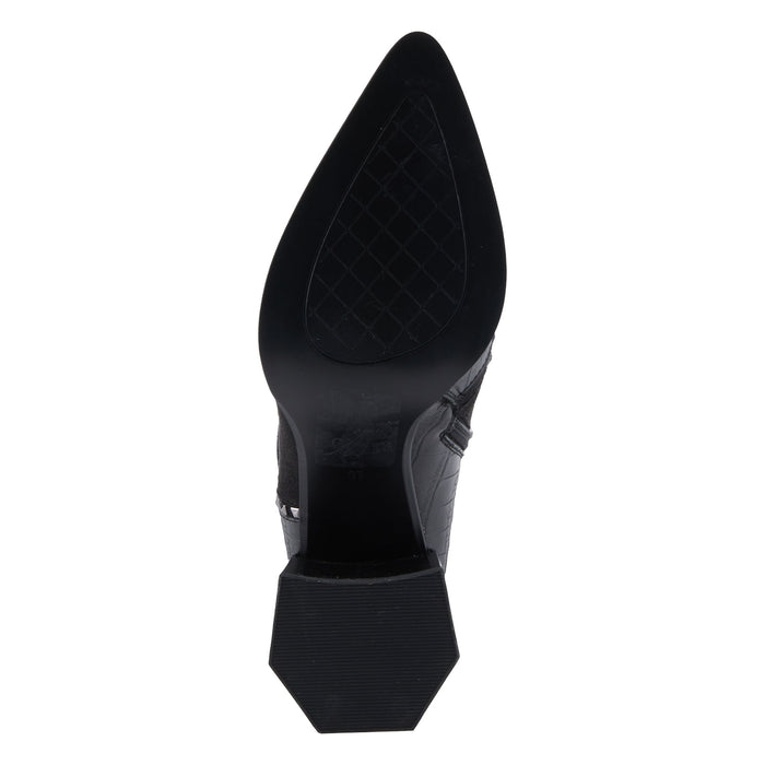 Azura Zayrina Boots - Black