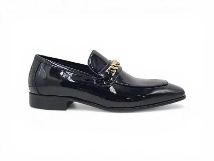 Beveled Squared Toe Patent Leather Loafer
