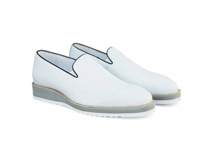 White / 7