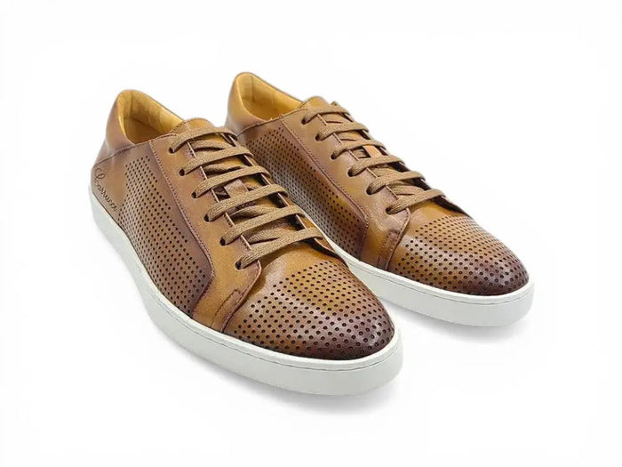 Fashion Lace-up Leather Sneaker