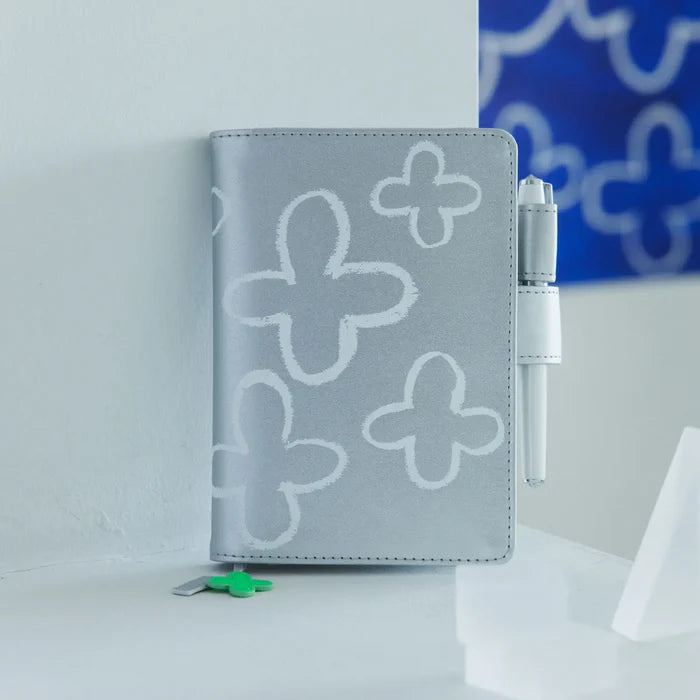 Makoto Matsubayashi: Silver Flowers [Hobonichi Original (A6) Techo Cover] (Cover Only)