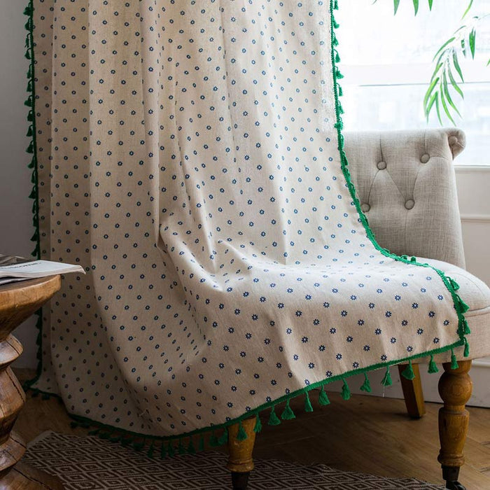 Blue Daisy Green Brim Cotton Curtain - Hook - 59"W x 102"L - image 0
