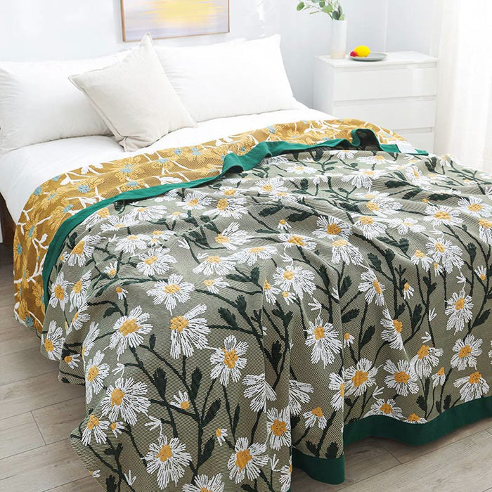 Ownkoti Daisy Print Cotton Soft Reversible Quilt - Green & Yellow - King - image 0