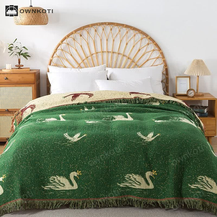 Ownkoti Elegant Goose Cotton Gauze Reversible Tassel Quilt