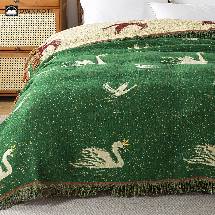 Ownkoti Elegant Goose Cotton Gauze Reversible Tassel Quilt