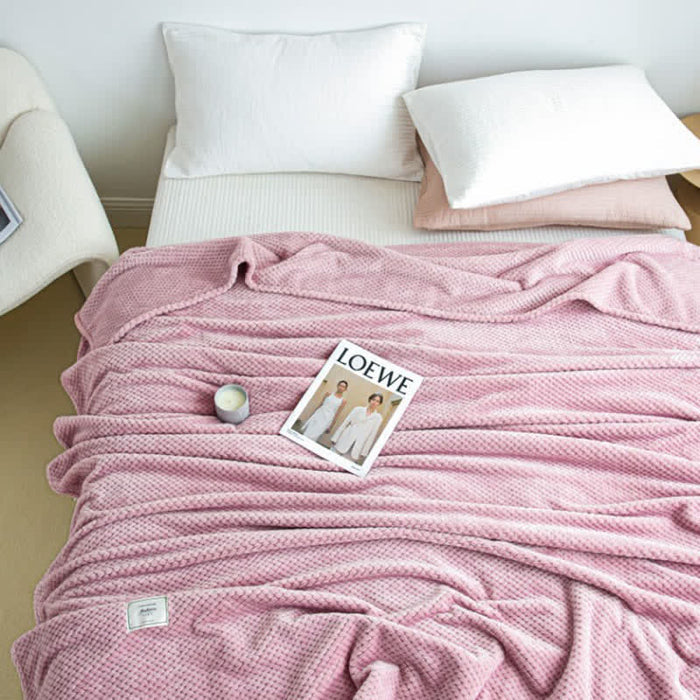 Ownkoti Modern Lightweight Soft Throw Blanket - image 1
