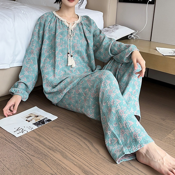 Ownkoti Plus Size Lace Neckline Cotton Pajama Set