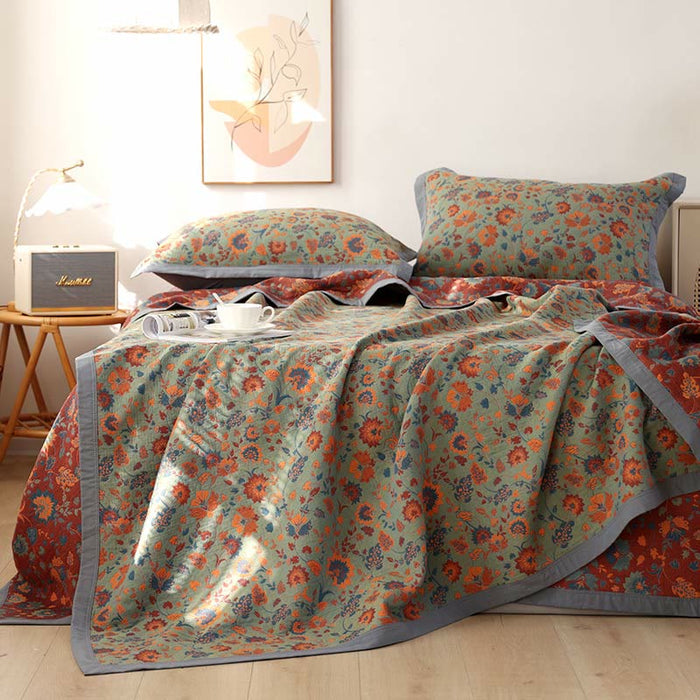 Ownkoti Retro Flower Pure Cotton Reversible Quilt - Quilt with 2pcs Pillowcases - Green & Red - King - image 0