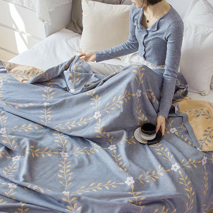 Ownkoti Thin Breathable Two Layers Reversible Quilt