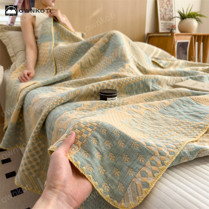 Ownkoti Three Layers Gauze Retro Comfy Lightweight Quilt