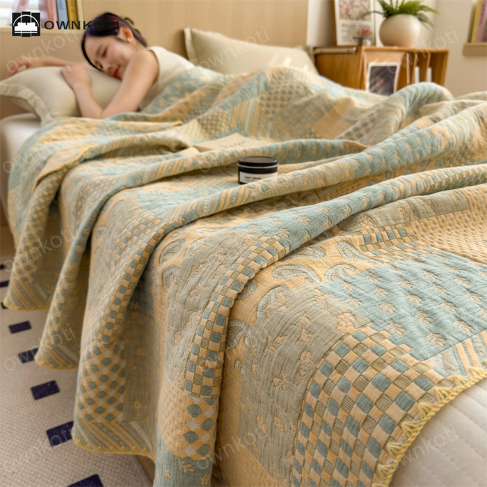 Ownkoti Three Layers Gauze Retro Comfy Lightweight Quilt