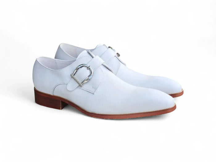 White / 7