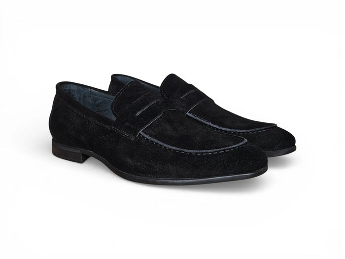 Black / 7.5