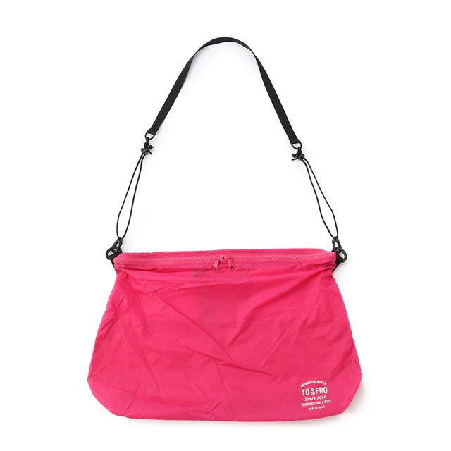 TO&FRO ULTIMATE LIGHT SHOULDER BAG - PURPLE RED -